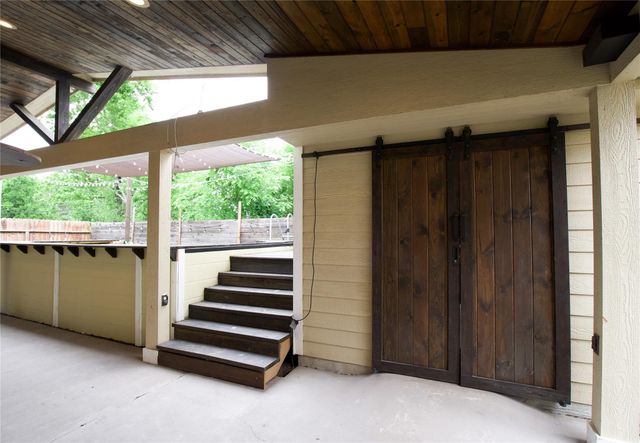 2710 Sockeye Drive, Houston, TX 77045