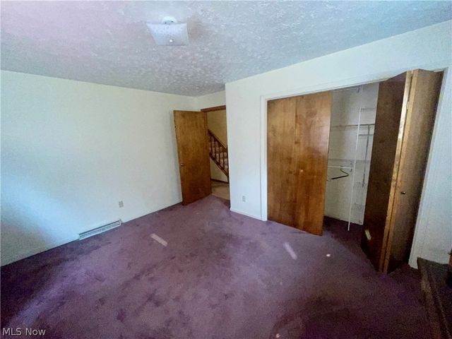 4874 Logan Way, Hubbard, OH 44425