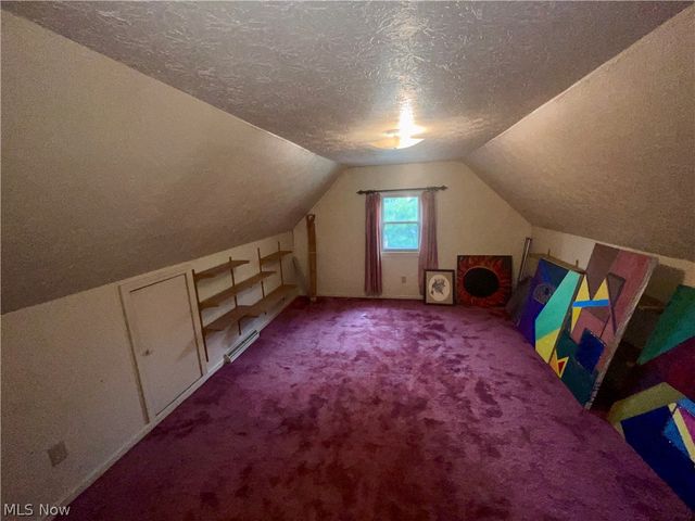 4874 Logan Way, Hubbard, OH 44425