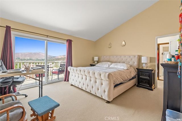 7701 Longs Peak Drive, Jurupa Valley, CA 92509