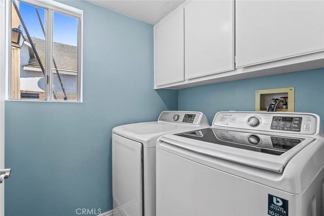 7701 Longs Peak Drive, Jurupa Valley, CA 92509