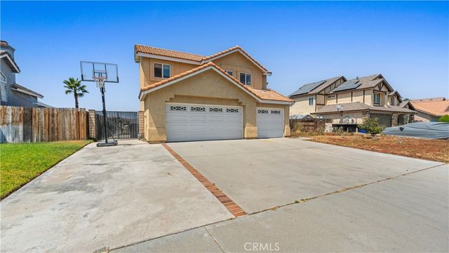 7701 Longs Peak Drive, Jurupa Valley, CA 92509