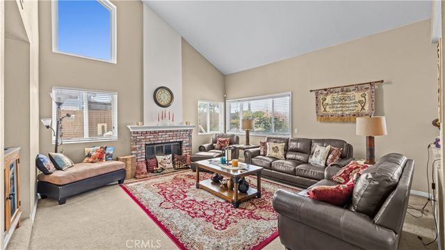 7701 Longs Peak Drive, Jurupa Valley, CA 92509