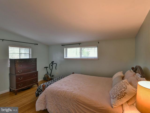 907 N BELGRADE RD, Silver Spring, MD 20902