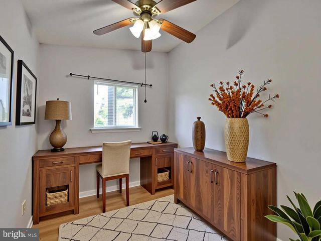 907 N BELGRADE RD, Silver Spring, MD 20902