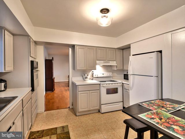 907 N BELGRADE RD, Silver Spring, MD 20902