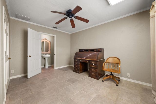 7804 Private Road 6030, Shallowater, TX 79363