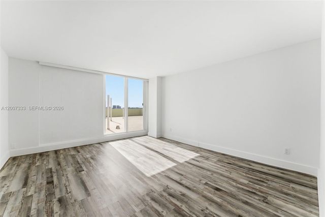 2000 NE 135th Street PH, North Miami, FL 33181