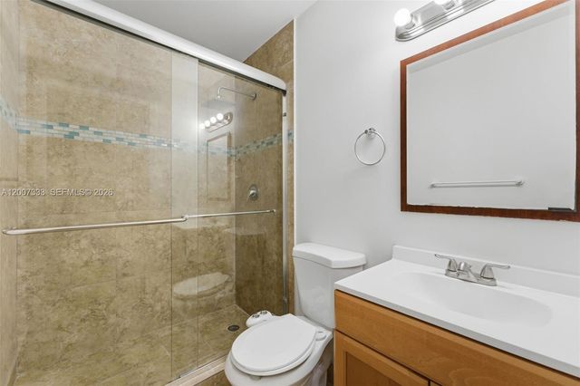 2000 NE 135th Street PH, North Miami, FL 33181