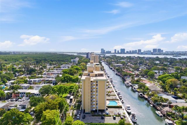 2000 NE 135th Street PH, North Miami, FL 33181