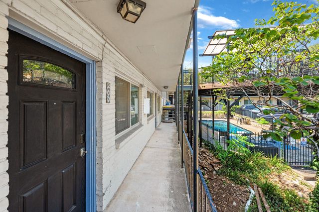 1202 Newning Ave 208, Austin, TX 78704