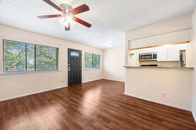 1202 Newning Ave 208, Austin, TX 78704