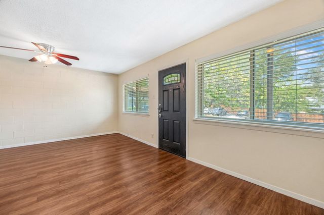 1202 Newning Ave 208, Austin, TX 78704