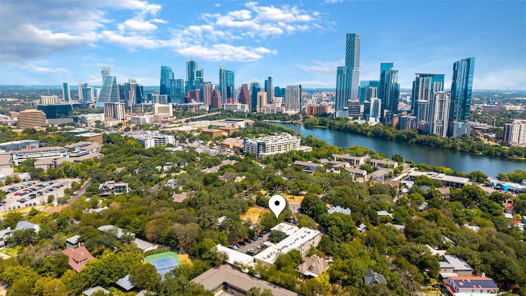 1202 Newning Ave 208, Austin, TX 78704