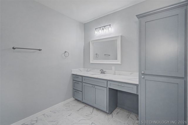 9388 S 95th Street E, Braggs, OK 74423