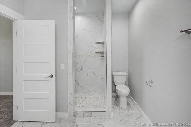 9388 S 95th Street E, Braggs, OK 74423