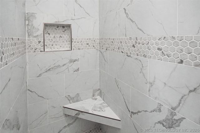 9388 S 95th Street E, Braggs, OK 74423