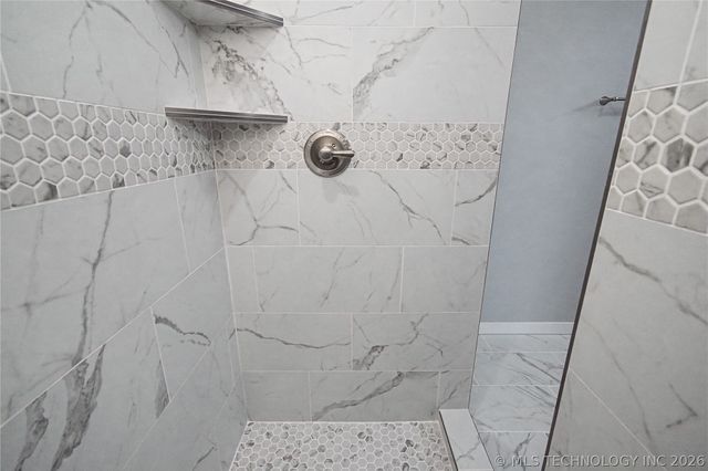 9388 S 95th Street E, Braggs, OK 74423