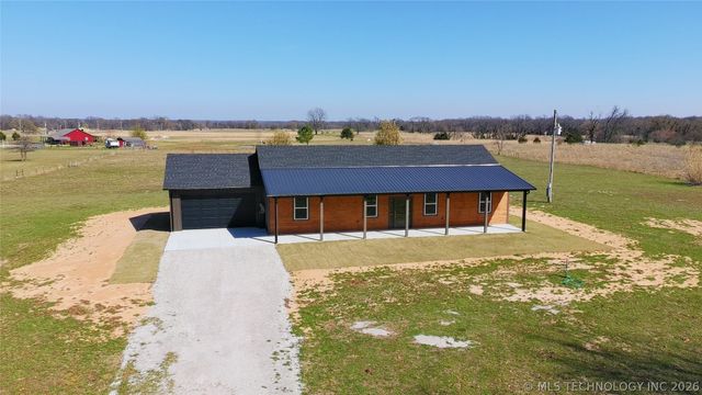 9388 S 95th Street E, Braggs, OK 74423