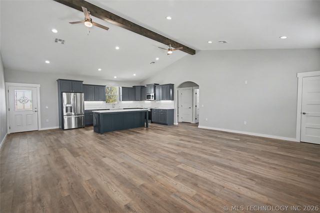 9388 S 95th Street E, Braggs, OK 74423