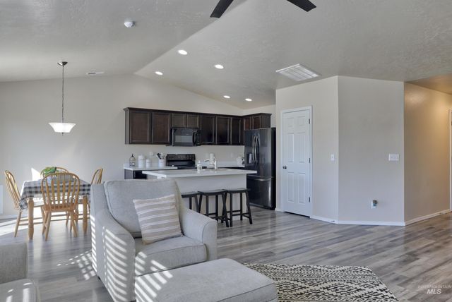 11833 Montpelier, Caldwell, ID 83607