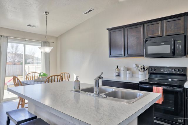 11833 Montpelier, Caldwell, ID 83607