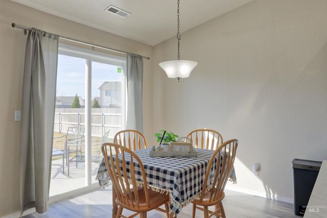 11833 Montpelier, Caldwell, ID 83607