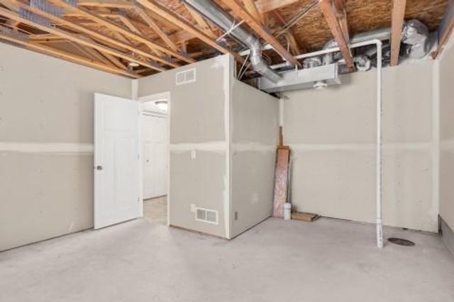 8405 Norwood Lane N, Maple Grove, MN 55369