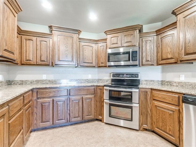 2282 County Road 1311, Blanchard, OK 73010