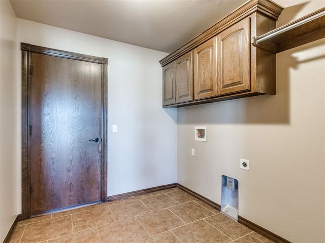 2282 County Road 1311, Blanchard, OK 73010