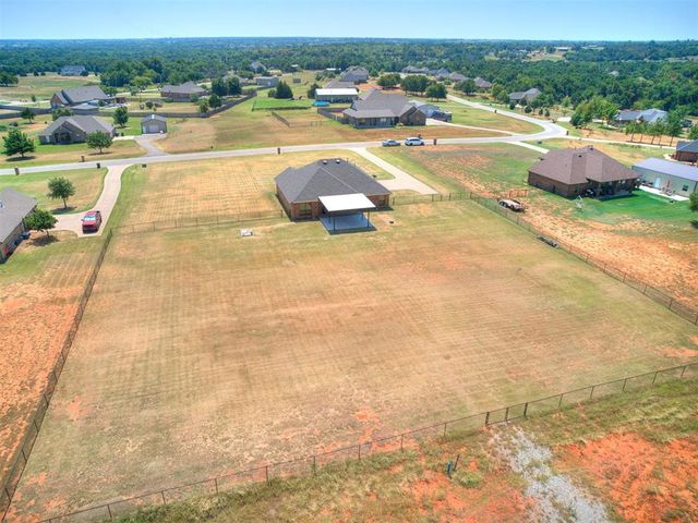 2282 County Road 1311, Blanchard, OK 73010