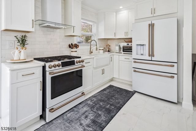 92 Cornell Ave, Rahway City, NJ 07065