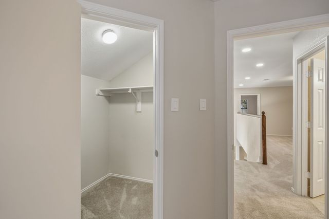 2116 S Winding Creek Drive, Grapevine, TX 76051