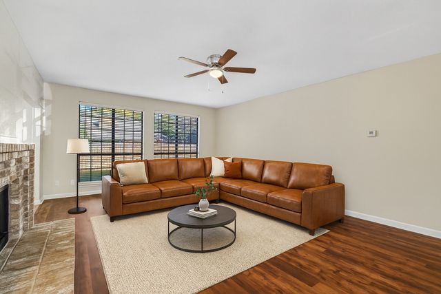 2116 S Winding Creek Drive, Grapevine, TX 76051