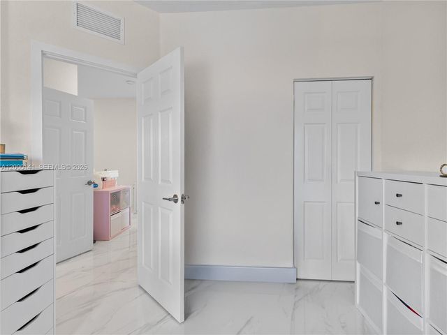 3347 W 106th Ter, Hialeah, FL 33018