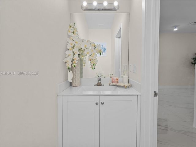 3347 W 106th Ter, Hialeah, FL 33018