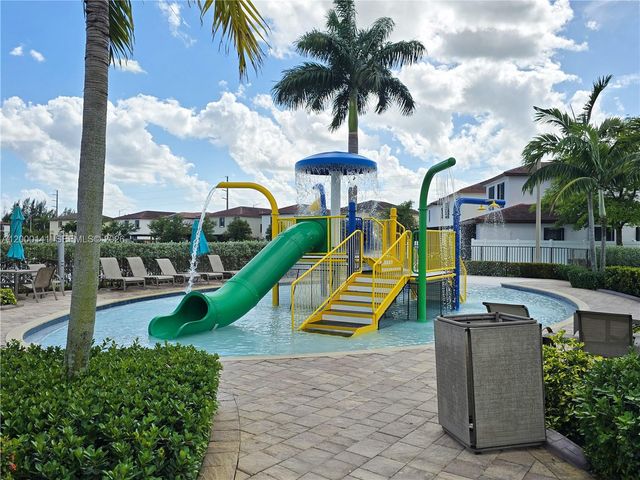 3347 W 106th Ter, Hialeah, FL 33018