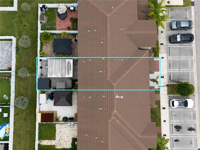 3347 W 106th Ter, Hialeah, FL 33018