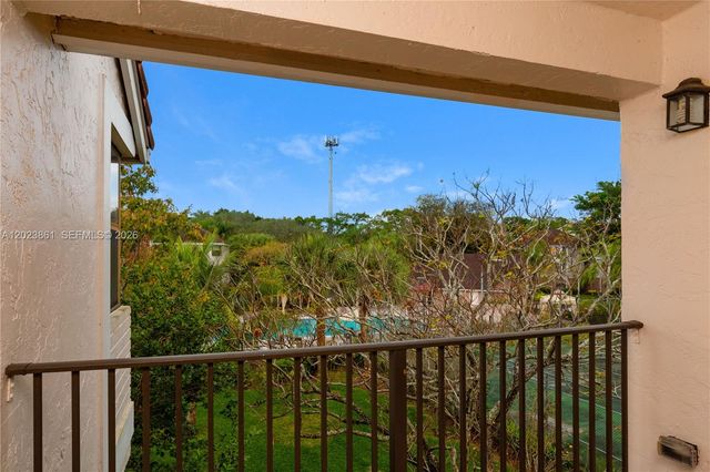 10105 W Sunrise Blvd 306, Plantation, FL 33322