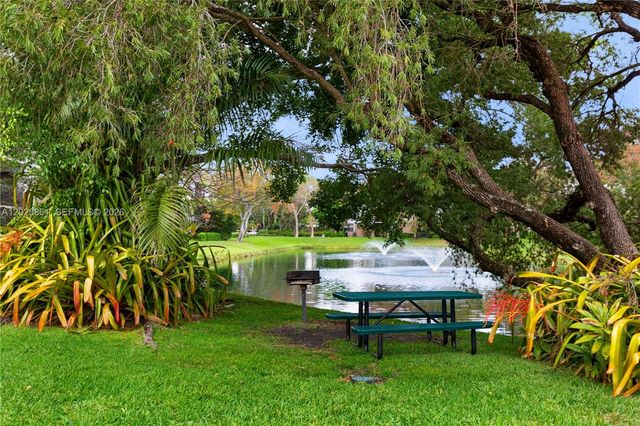 10105 W Sunrise Blvd 306, Plantation, FL 33322