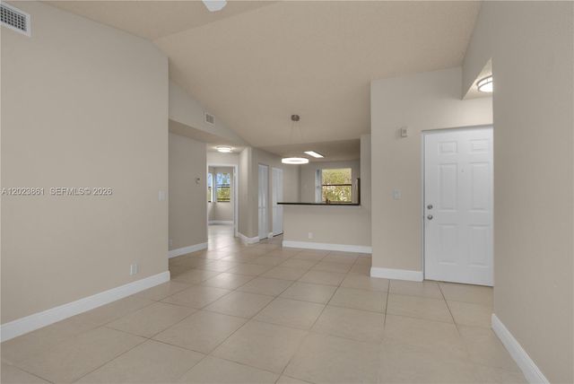 10105 W Sunrise Blvd 306, Plantation, FL 33322