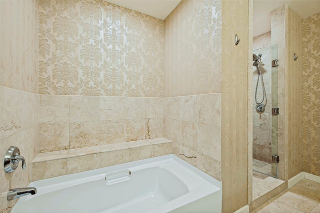 1200 Main Street 2512, Dallas, TX 75202
