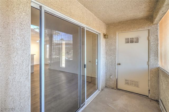 5710 East Tropicana Avenue 1017, Las Vegas, NV 89122