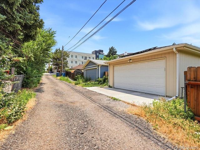 3376 S Corona St, Englewood, CO 80113