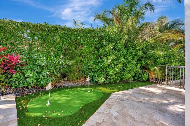 6131 NW 30th Avenue, Boca Raton, FL 33496