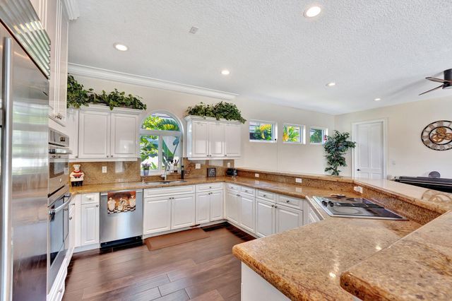 6131 NW 30th Avenue, Boca Raton, FL 33496