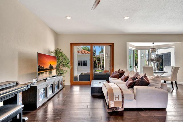 6131 NW 30th Avenue, Boca Raton, FL 33496