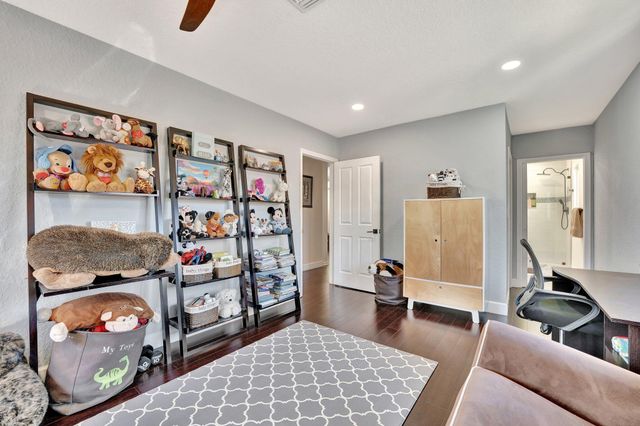 6131 NW 30th Avenue, Boca Raton, FL 33496
