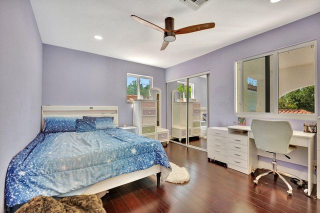 6131 NW 30th Avenue, Boca Raton, FL 33496