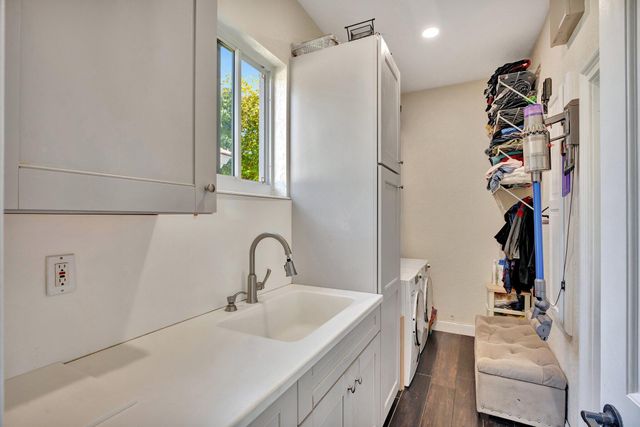 6131 NW 30th Avenue, Boca Raton, FL 33496